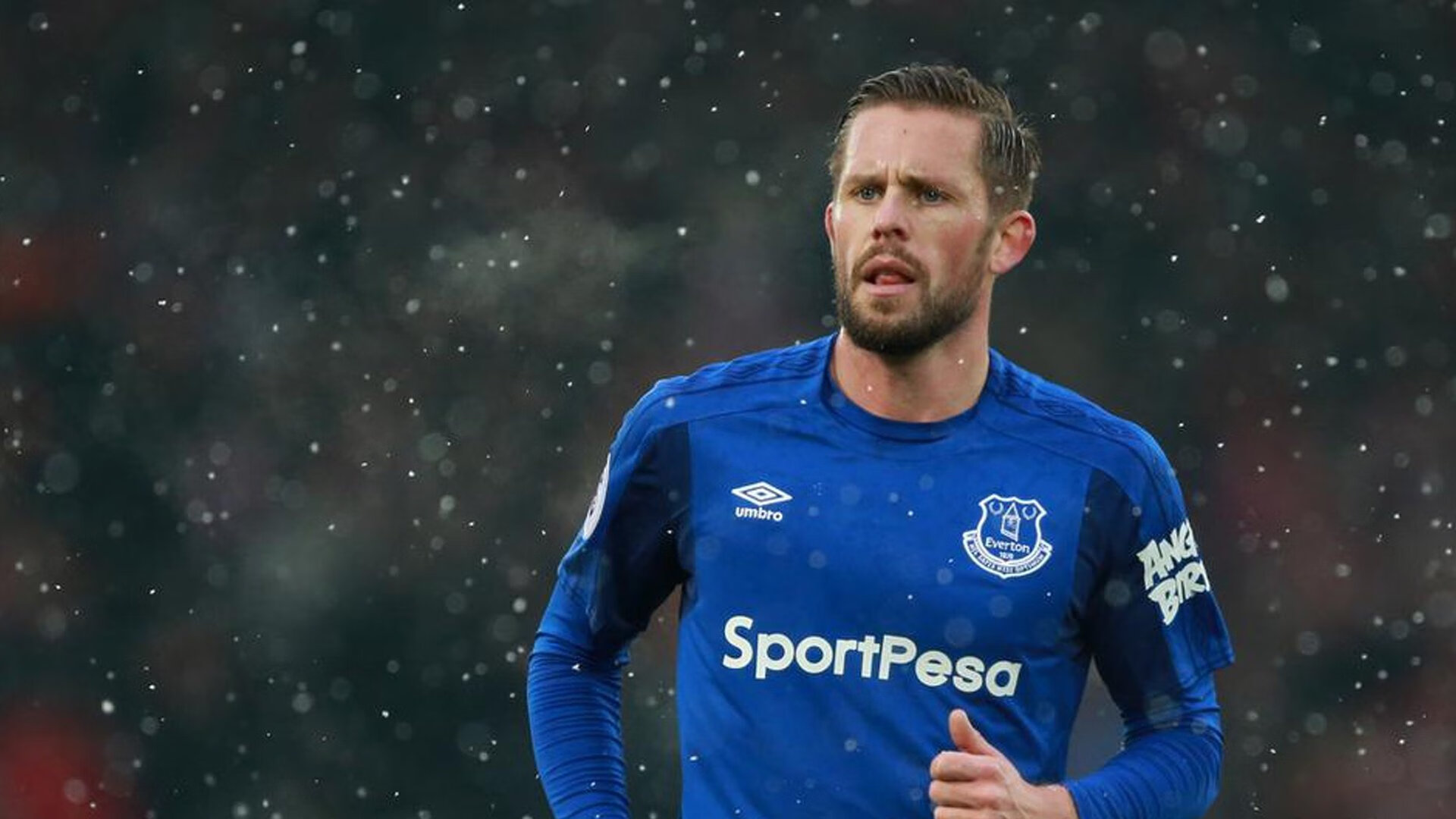 中超联赛第15轮，上海海港3-1力克山东泰山，武磊梅开二度领跑射手榜-BT体育官网